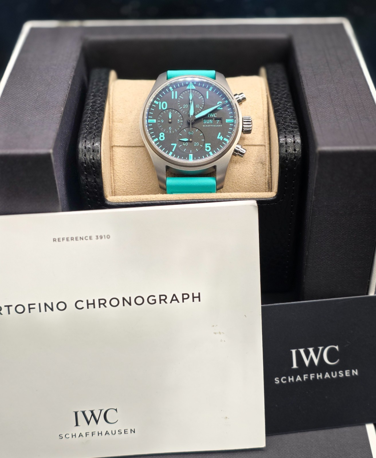 Mercedes-AMG Petronas Formula One 41mm Chronograph Pilots Watch Black IW388108