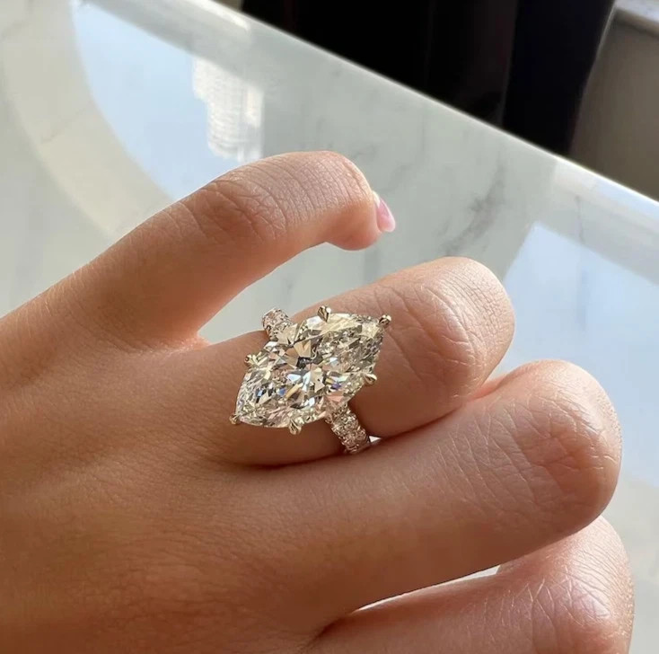 IGI 4.50Ct Marquise Cut EF/VS1 Lab Grown Diamond Engagement Ring 14k Yellow Gold