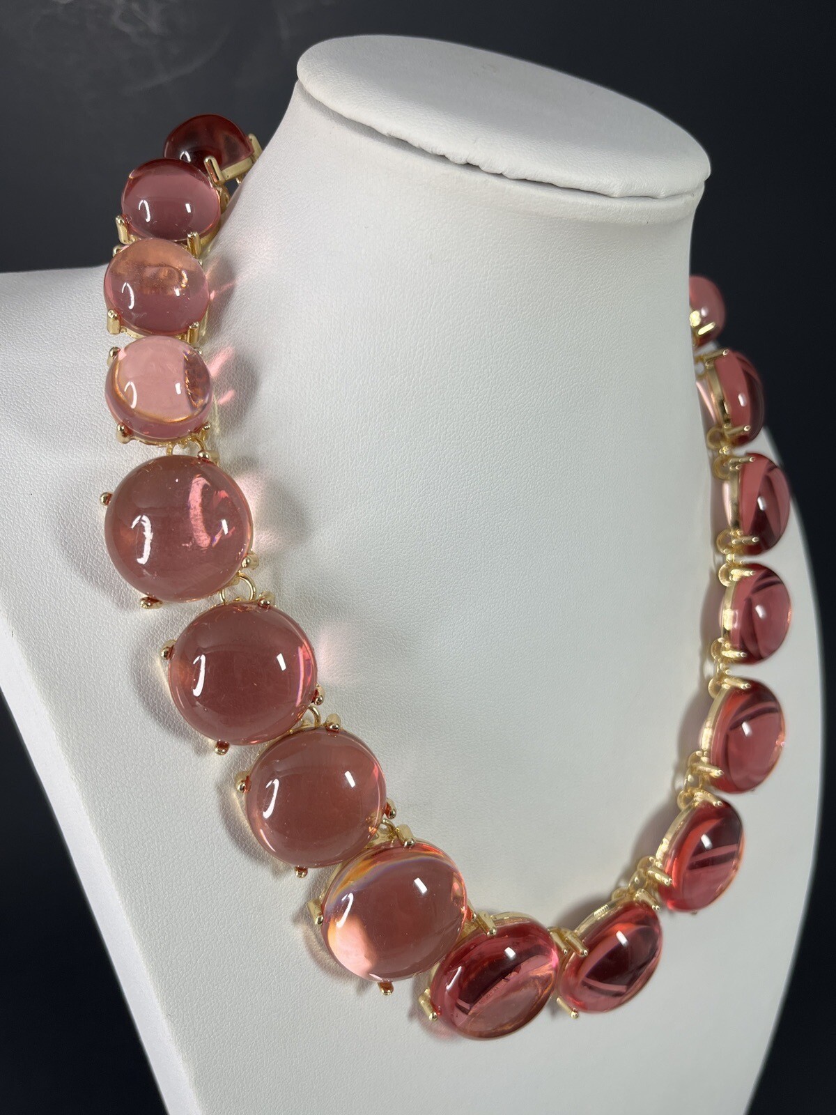 Pools of Light Style Necklace Riviere Choker Pink Cabochon Gold Tone Statement