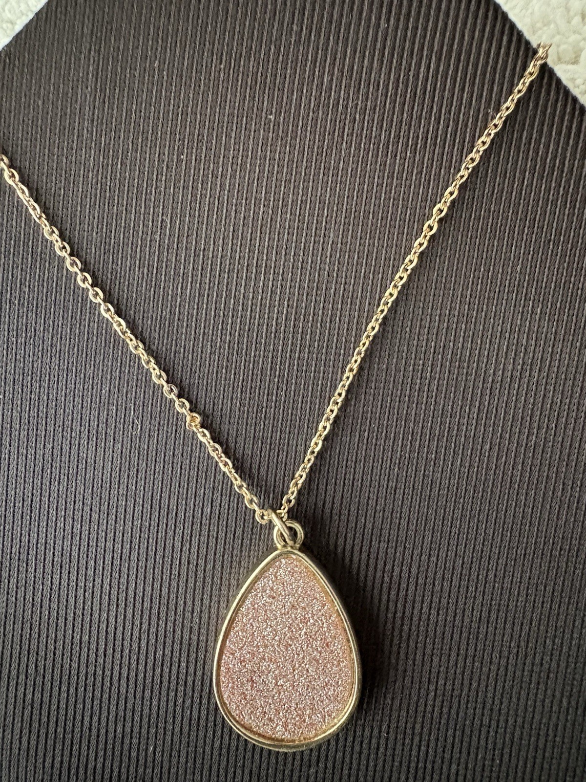 Gold/Rose Tone Teardrop Necklace with Sparkle Center Pendant 19”