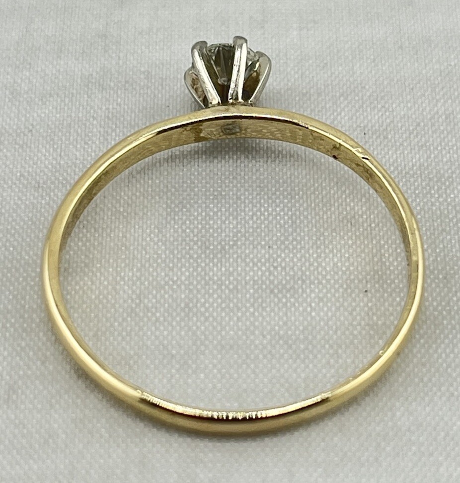 14k 1.35g Yellow Gold .24ct Solitaire Diamond Ring Size 8.5 Classic!!!