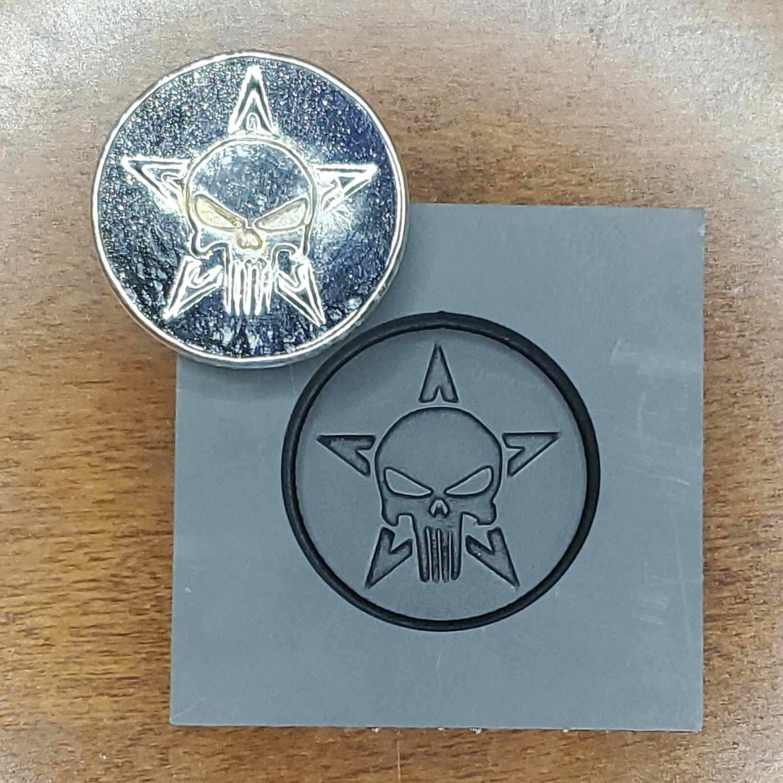 Punisher 3D Graphite Ingot Mold for Gold Silver Copper Tin Melting Casting 3