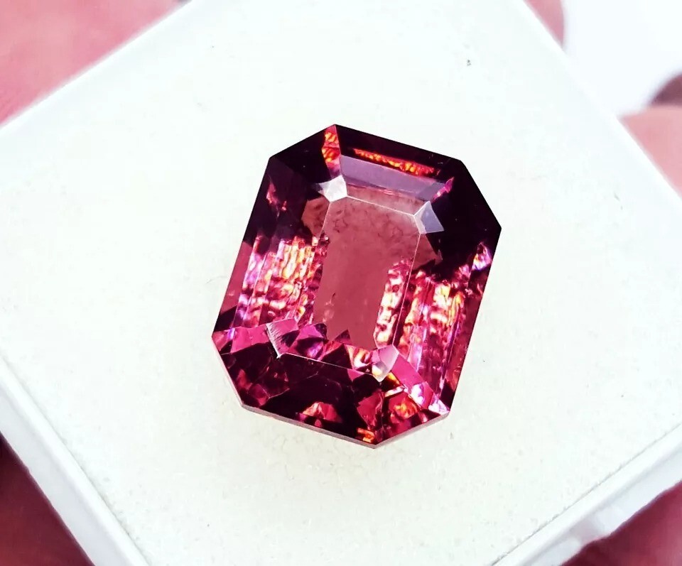 9.50+ Ct Loose Gemstone Certified Natural Rhodolite Garnet Radiant Cut