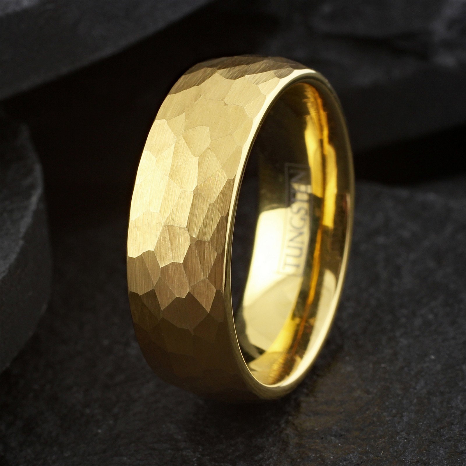 6/8mm Tungsten Carbide Men’s Gold Plated Hammered Domed Wedding Band Ring