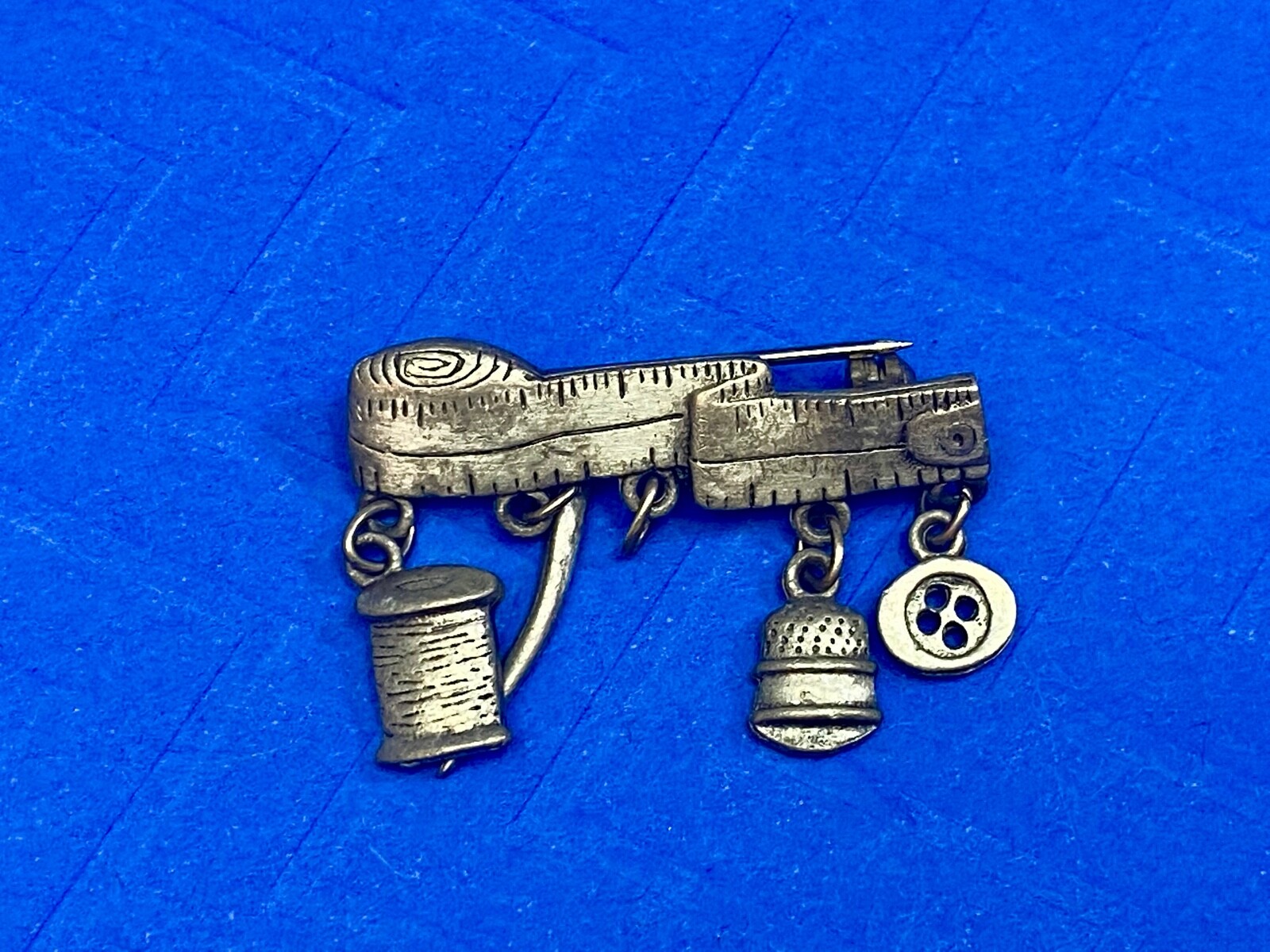 Sewing Theme Brooch Pin Pewter Thimble Button Spool Charms (Missing One) JJ