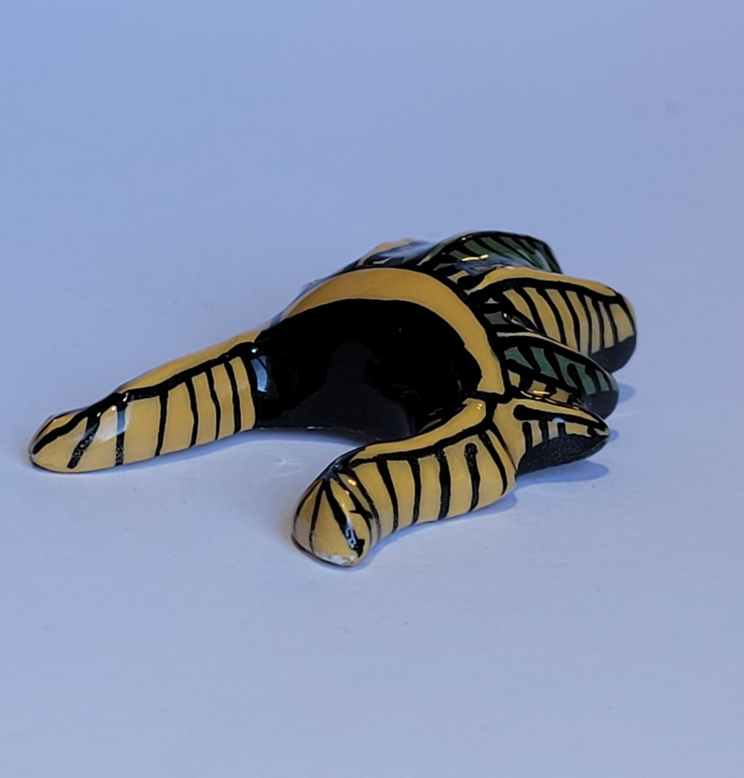 Native American Indian Chief Ceramic War Bonnet Headdress Pendant 26in Necklace