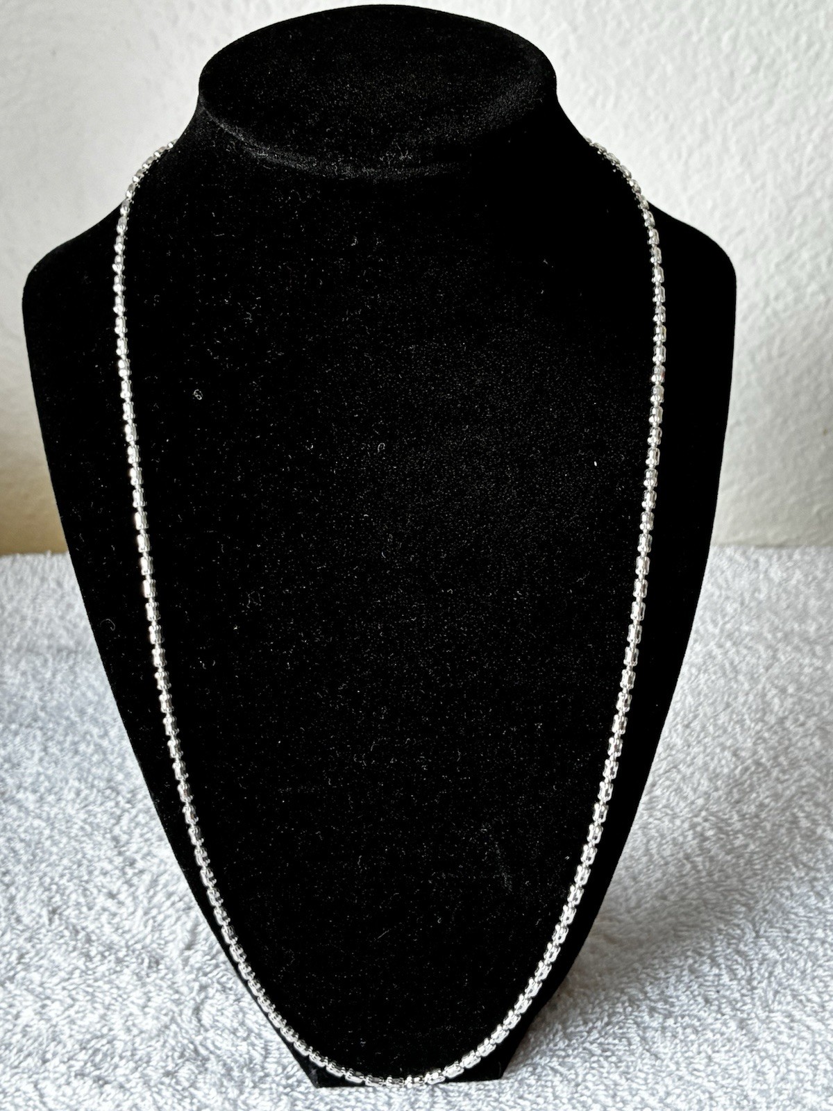 Sterling Silver 925 Ice Barrel Rhodium Finish 24” 2.8mm. Silver Tone.