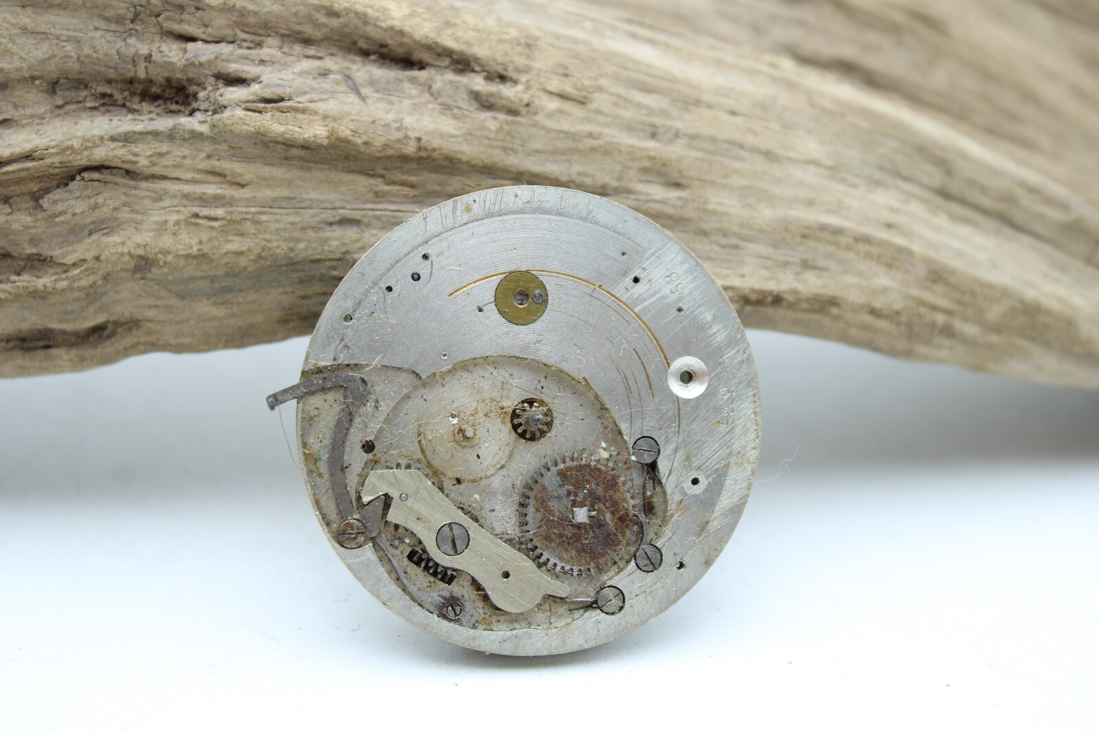 GOVERNOR SWISS POCKET WATCH MOVEMENT 45.4mm DIA (K3T2)