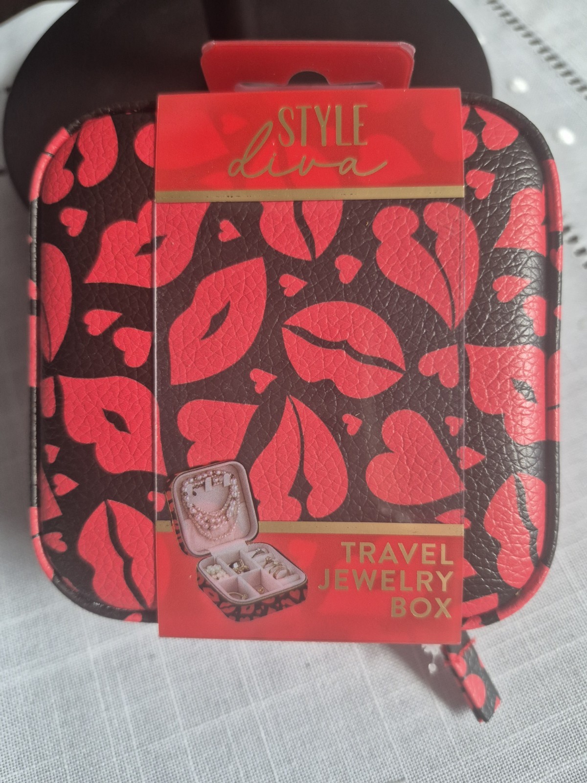 Style Diva Travel Jewelry Box Red Lips Hearts Organizer Case Coquette Glam New