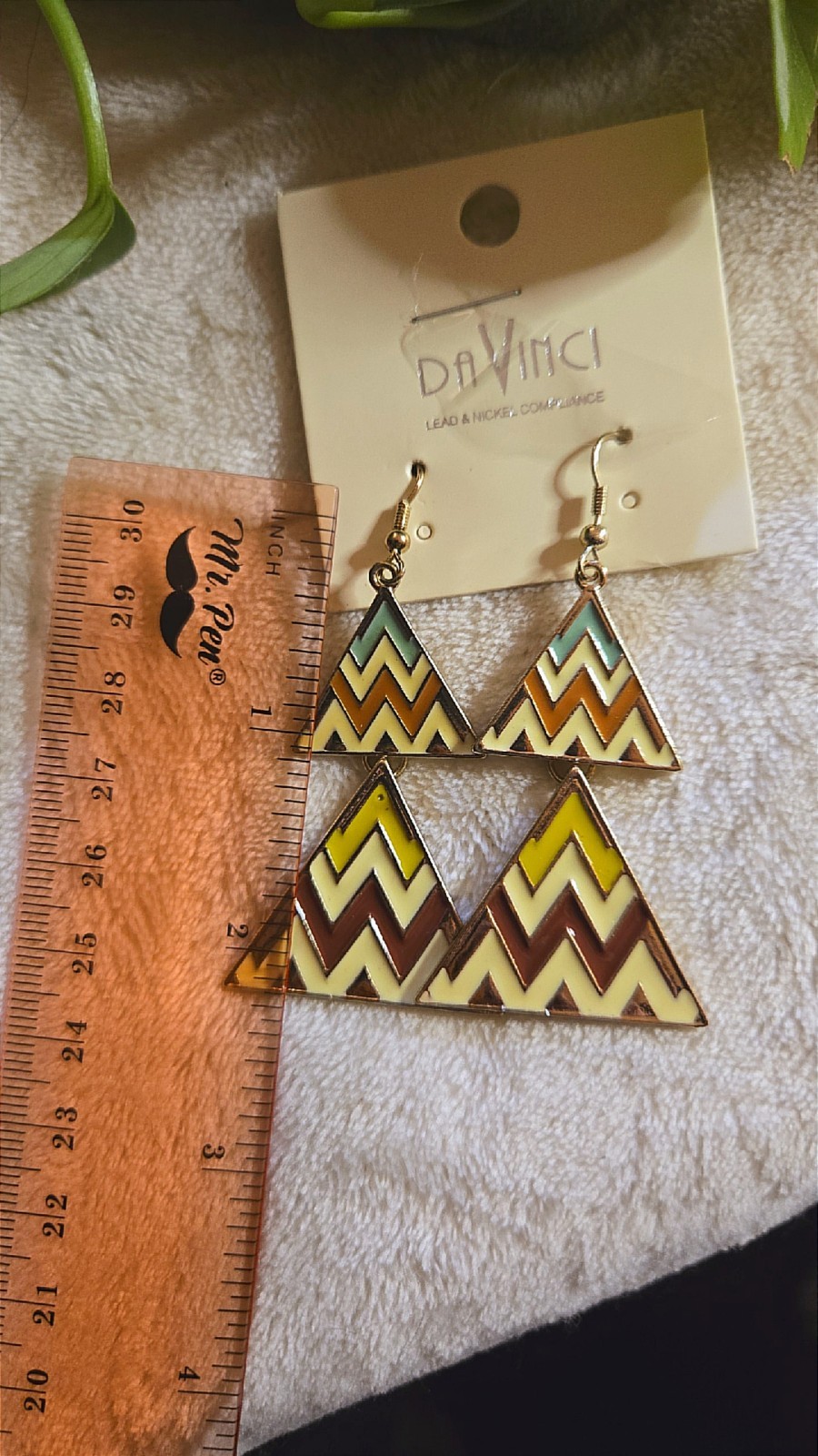 Da Vinci Geometric Triangle Dangle Earrings Multicolor W/ Gold Tone gem ring