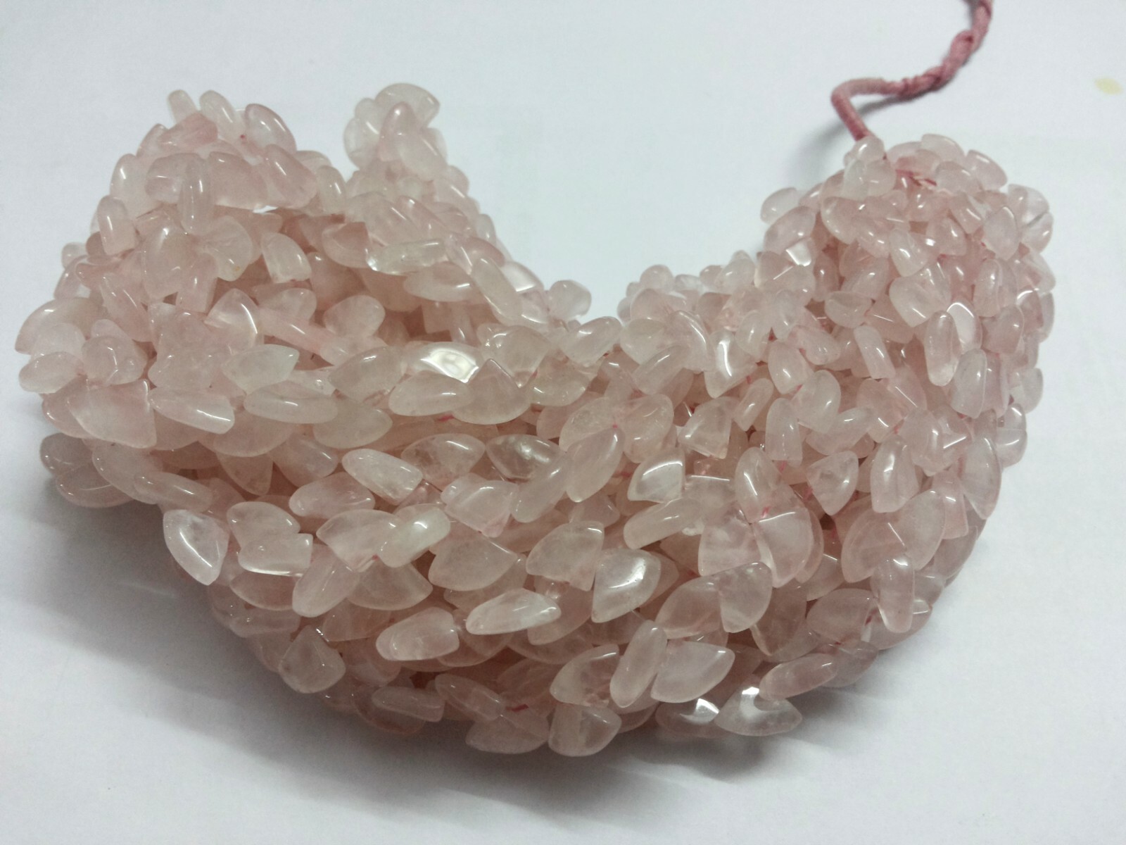 1 Strand Natural Rose Quartz Triangle Shape Smooth 5×7-8x12mm Beads 16″inch