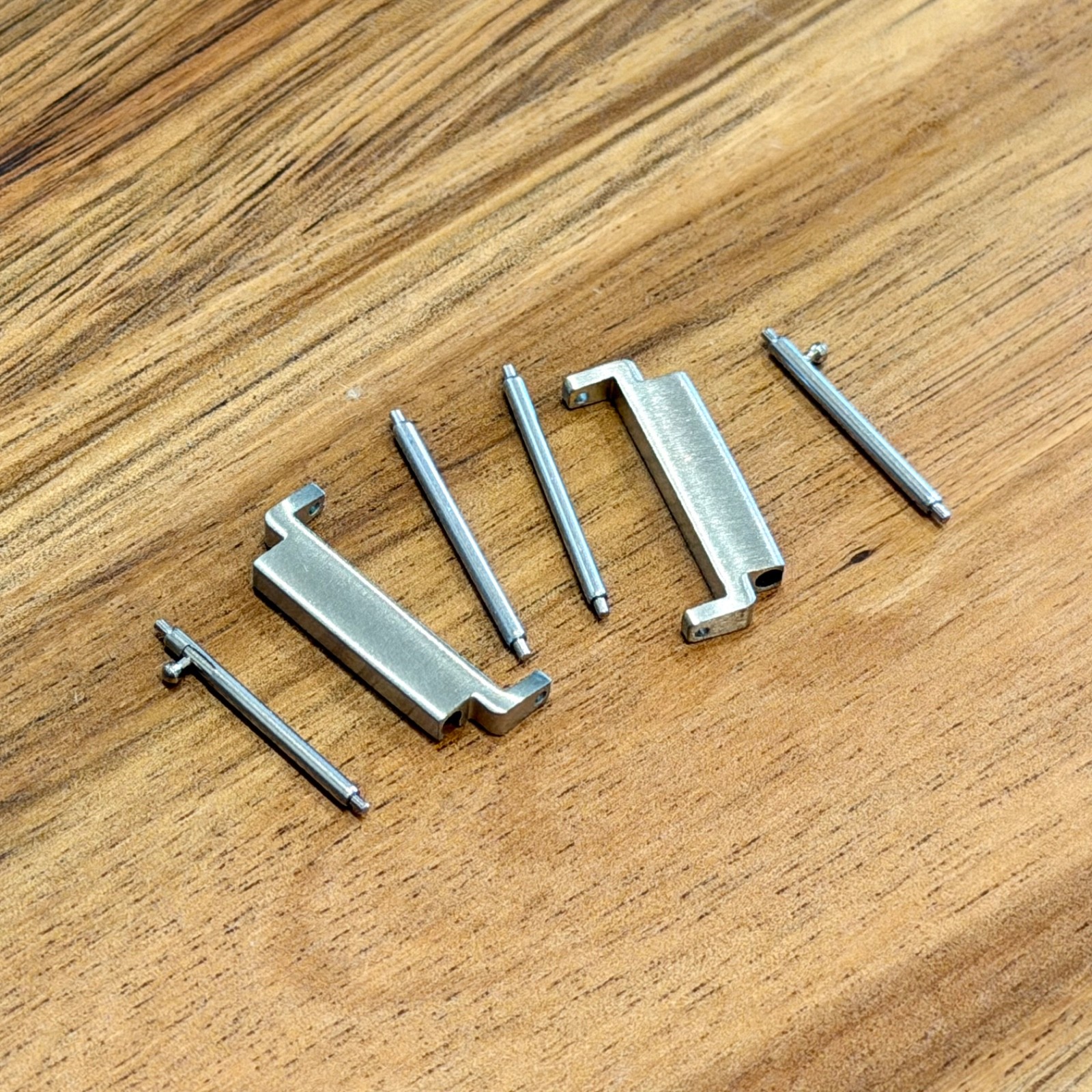 18mm to 20mm Adapters for Casio F91W-1, Watch Band Converters – Stainless Steel