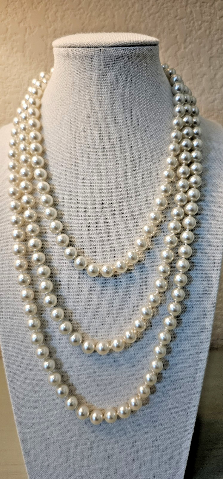 Vintage 8mm Glass Endless Pearl Necklace Hand Knotted Opera Length 60″ 1950-1959