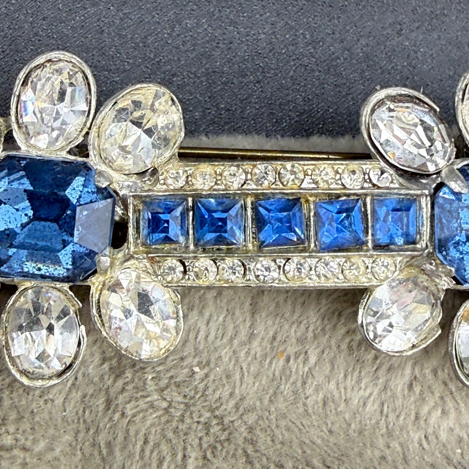 Vintage Art Deco Rhinestone Brooch Blue Silver Tone