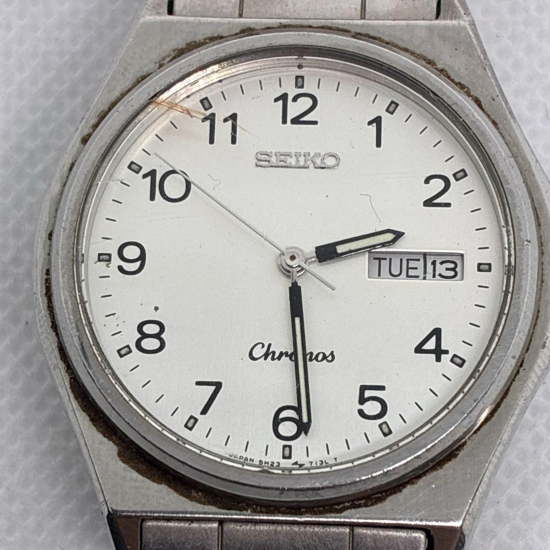 Excellent condition, fully functional Seiko men’s vintage silver chronograph