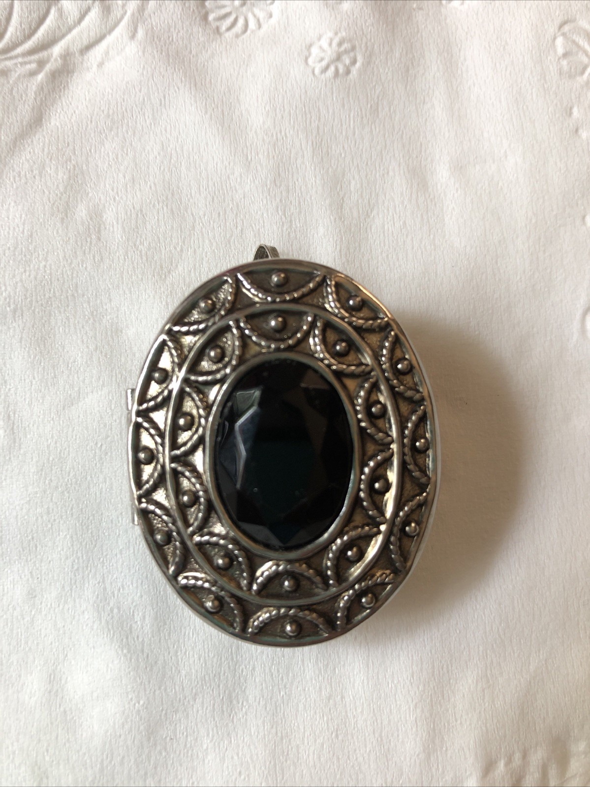 Avon Silver Tone Black Glass Solid Perfume Locket Pendant Brooch Vintage 1960s