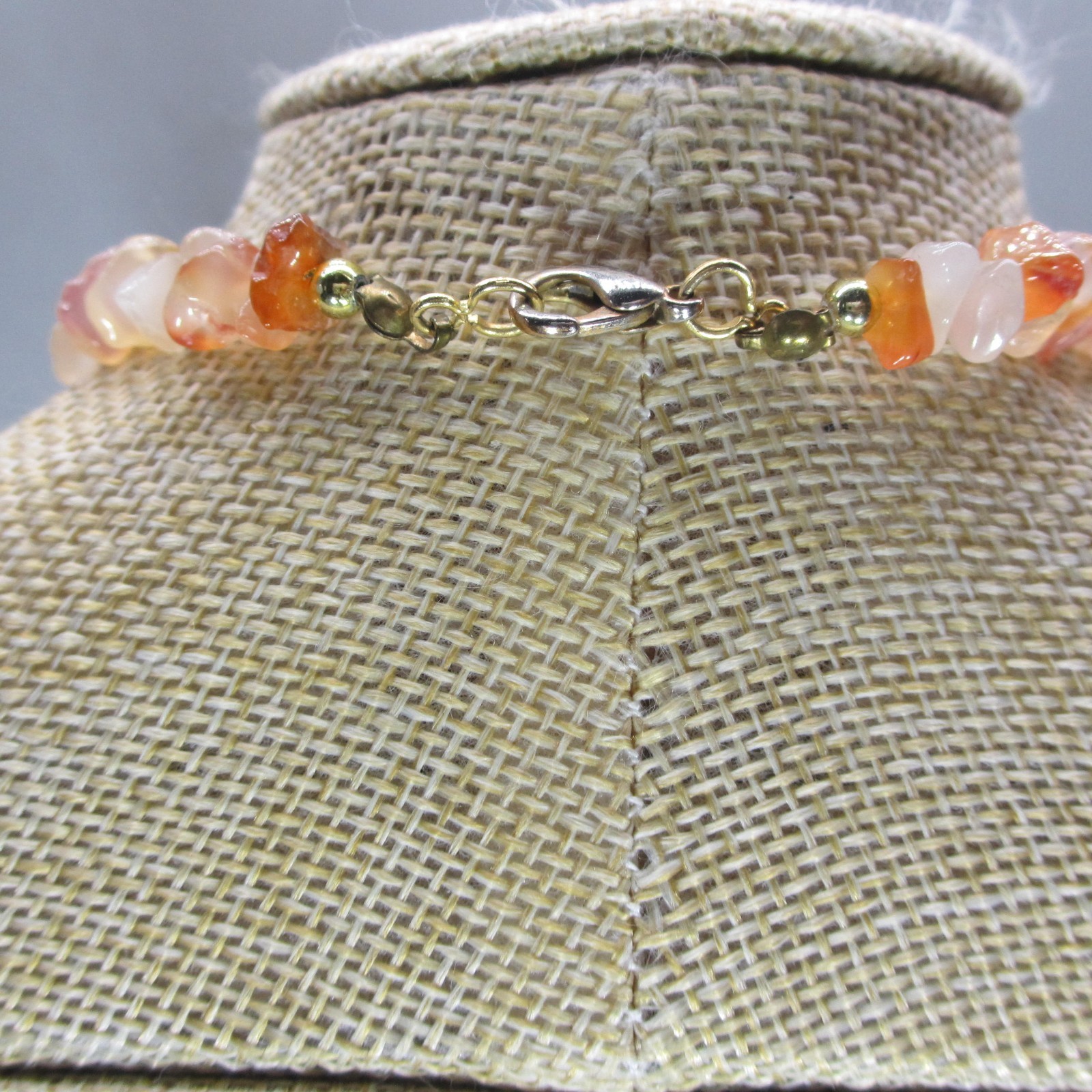 Vintage Stone Chip Necklace Pendant Orange Brown Gold Tone 17 Inch