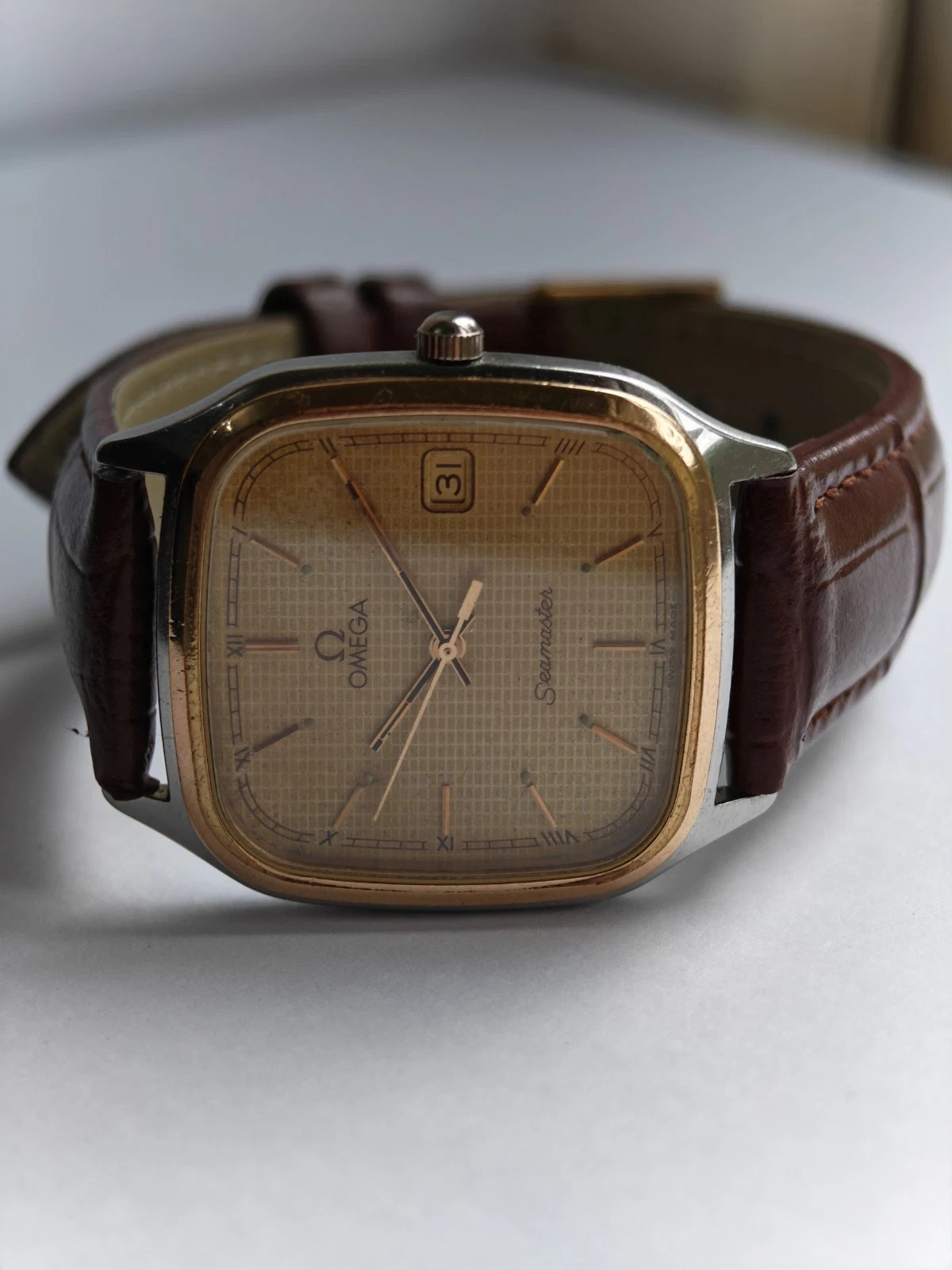 Vintage Omega Seamaster Quartz Ref.396.1011 Cal.1430 Gold Waffle Dial Watch