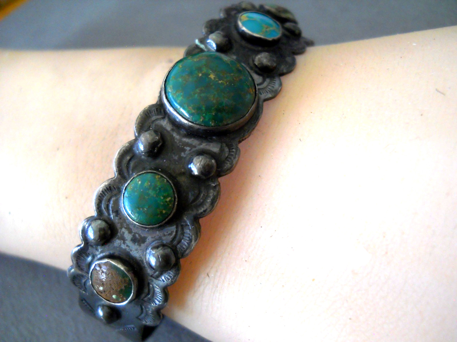 Old Fred Harvey Navajo Cerrillos Turquoise Sterli Silver Cuff Bracelet Stampwork