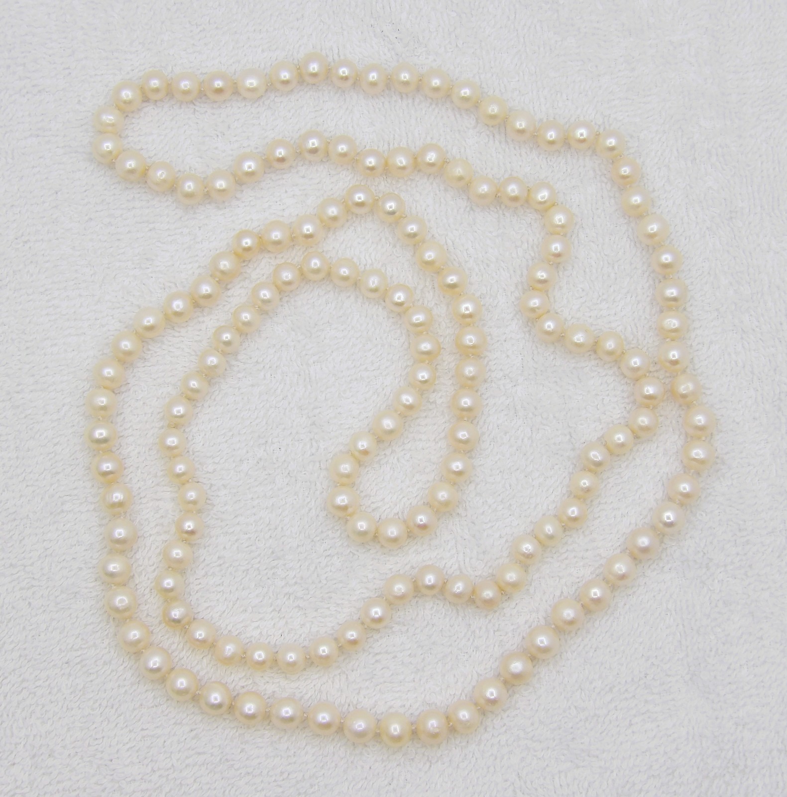 45 inches long white potato Cultured Freshwater Pearl Necklace Knotted NK802B