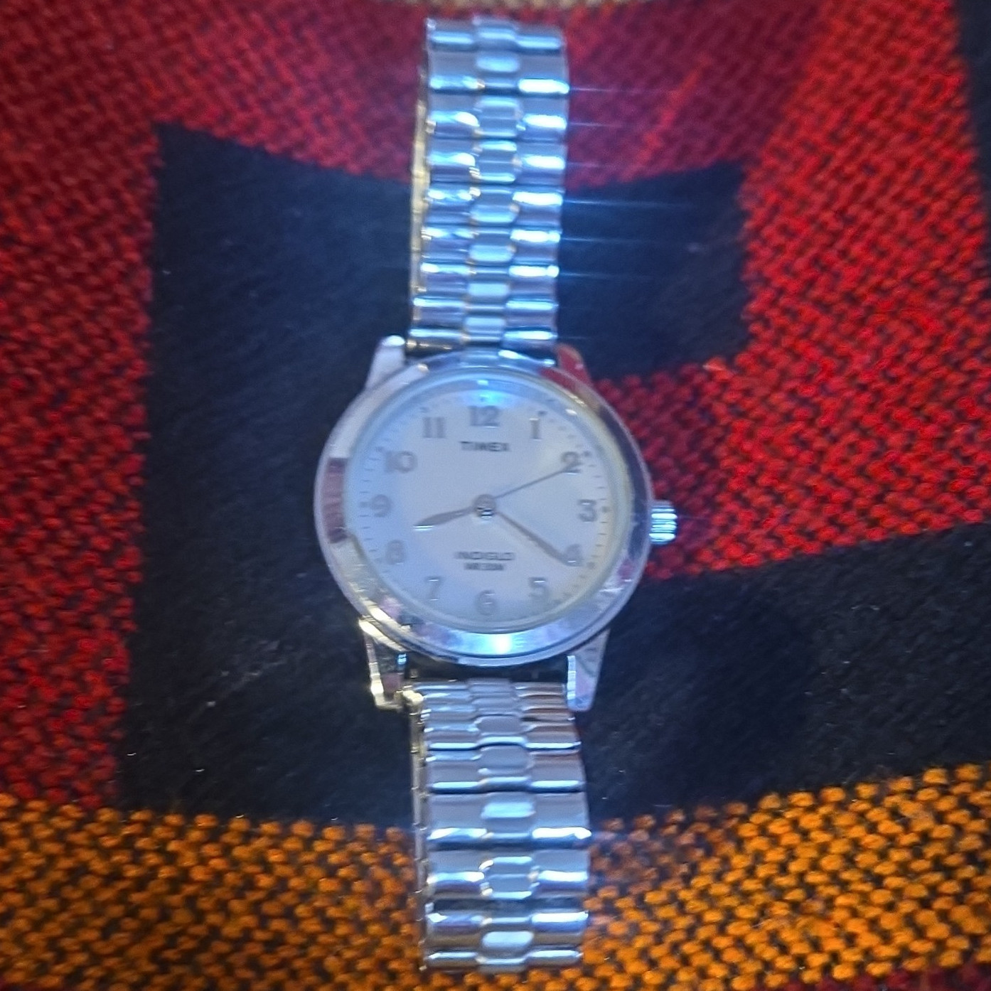 Timex Indiglo Quartz Analog Wristwatch Silver Dial WR 30m SS Case Bracelet