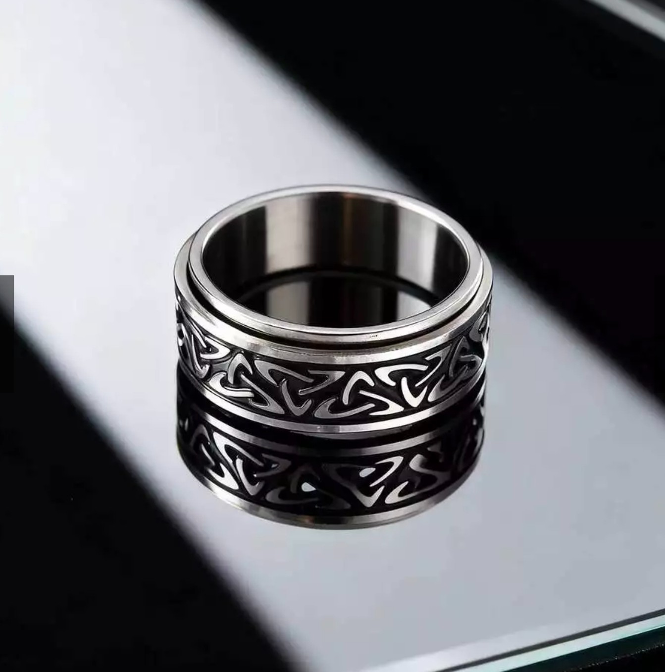 8mm Men’s or Ladies Stainless Steel Ring Vintage Punk Celtic Knot Waves wedding