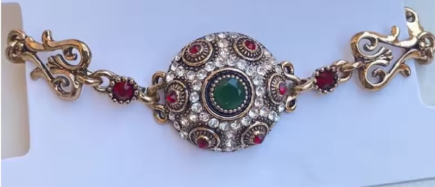 Gold Color Alloy Turkish Style Resin and Crystal bracelet 8 in end to end