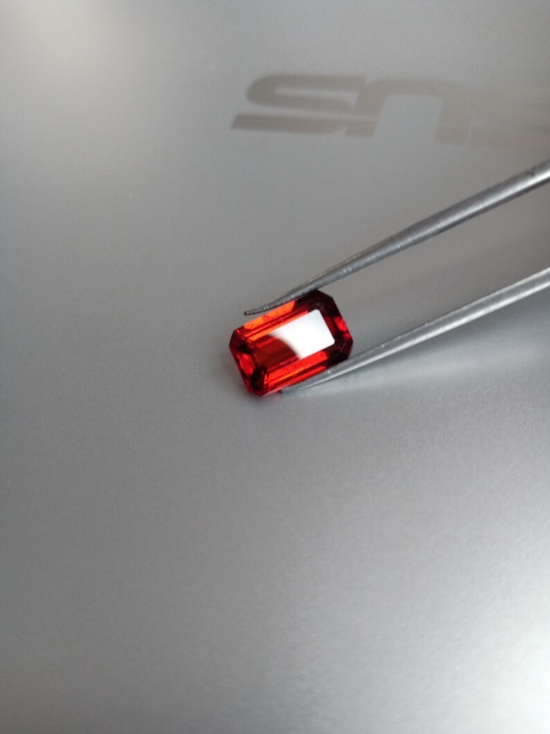 NATURAL Top Quality Hessonite Garnet Eye Clean Earth Mine Gemstone 3.25 Ct