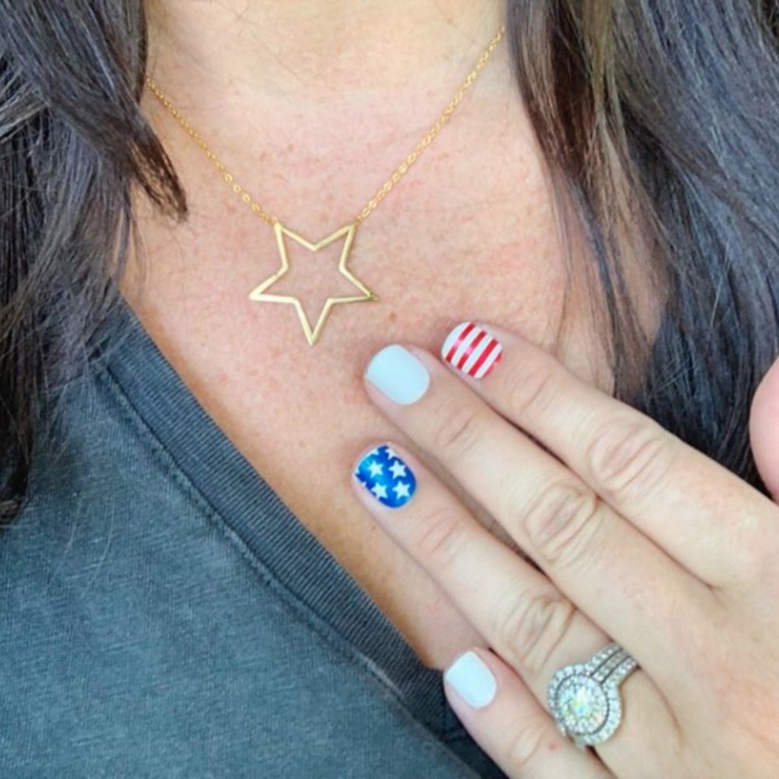 Stars Hollow Necklace — Waterproof Stainless Steel in Rose Gold