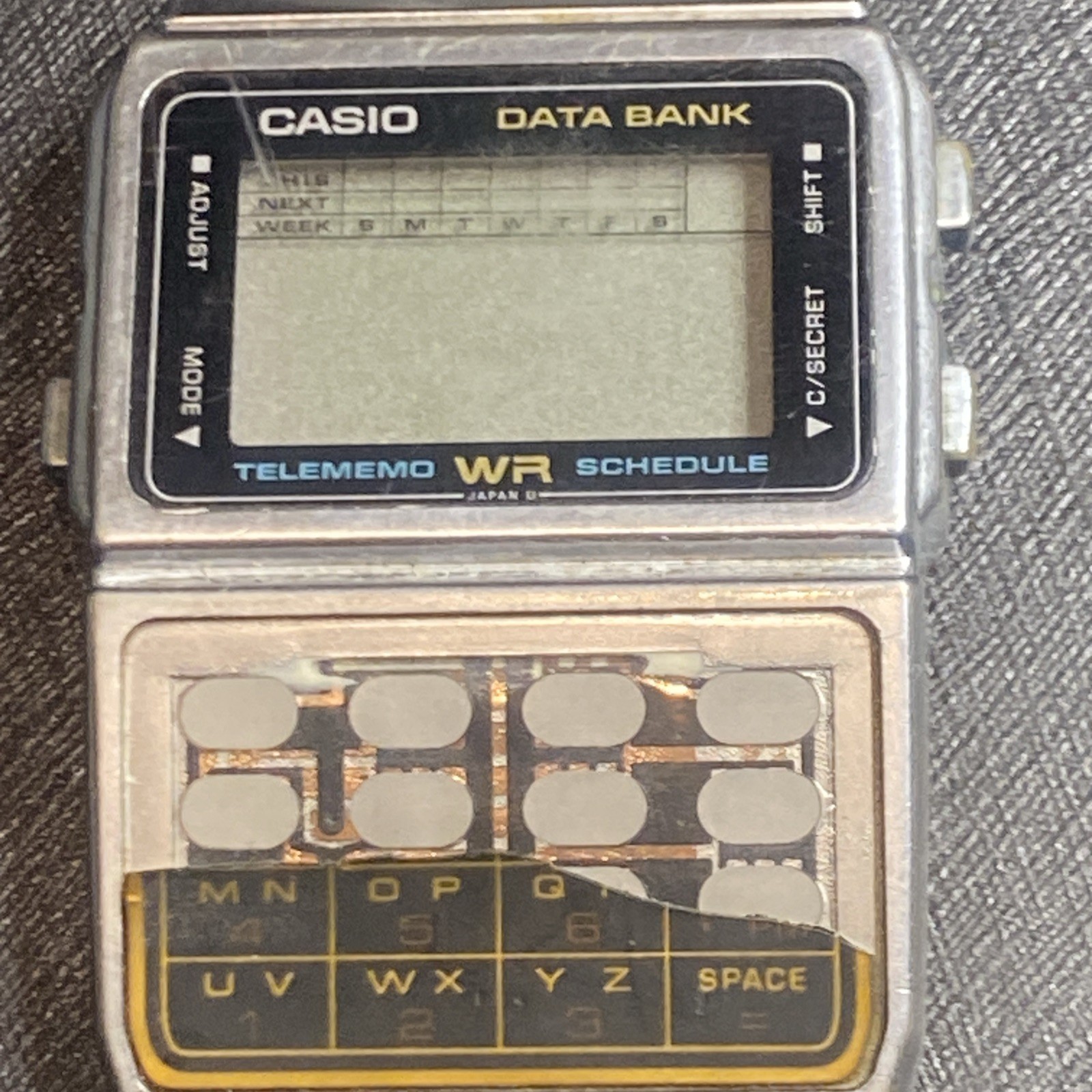 VTG CASIO DBC-610 DATA BANK 676 Quartz Men’s Watch For Parts w Original Band