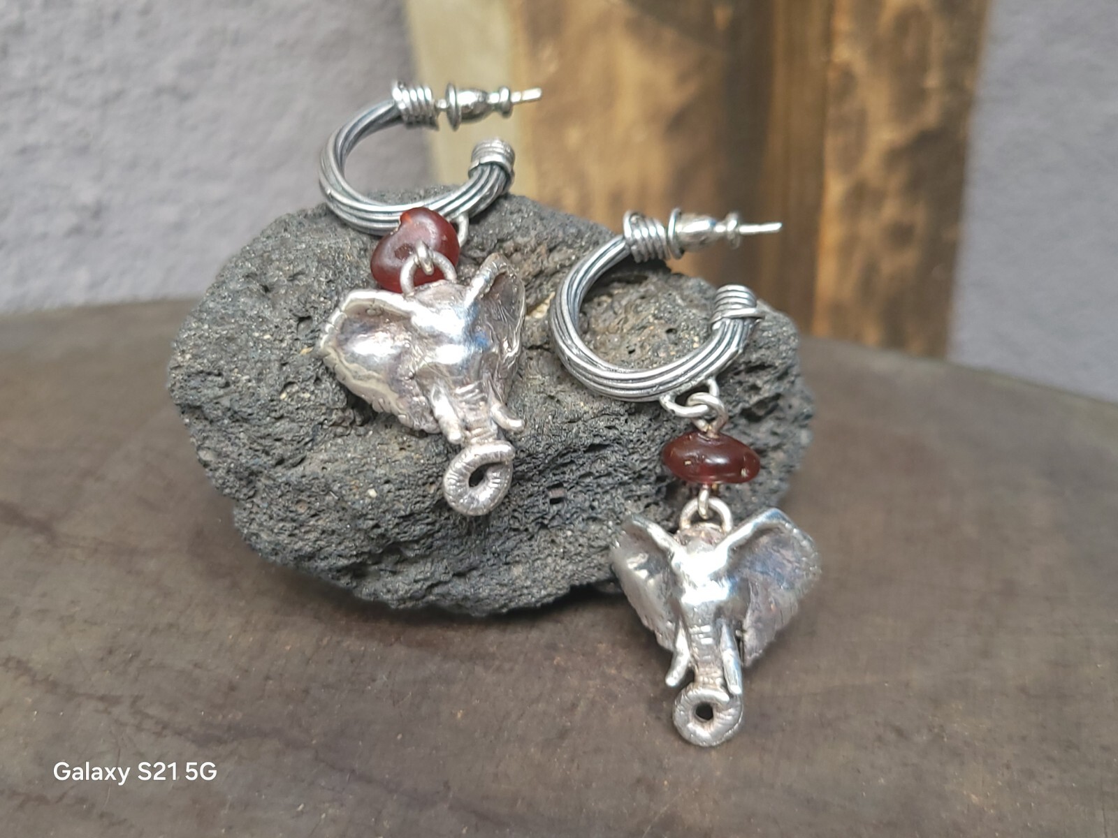 Susan Cummings Elephant Earrings Dangle Sterling Silver & Amber 2″ Long 1990s