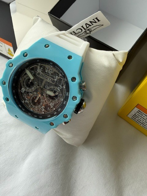 Invicta Racing Vaulthan Men’s Watch – 44mm, White (69673) NIB, Unworn