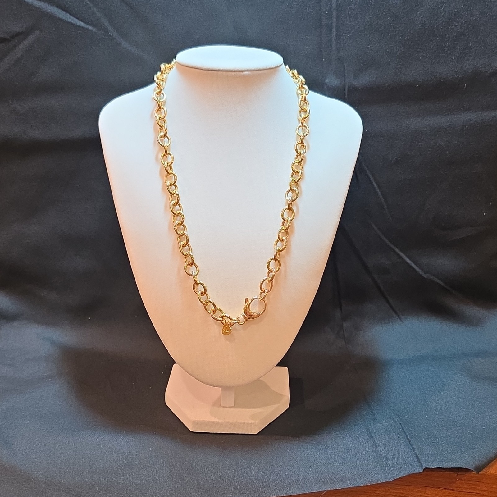 UnoAErre Gold Tone Oval Link Chain Necklace Lobster Clasp Made in Italy