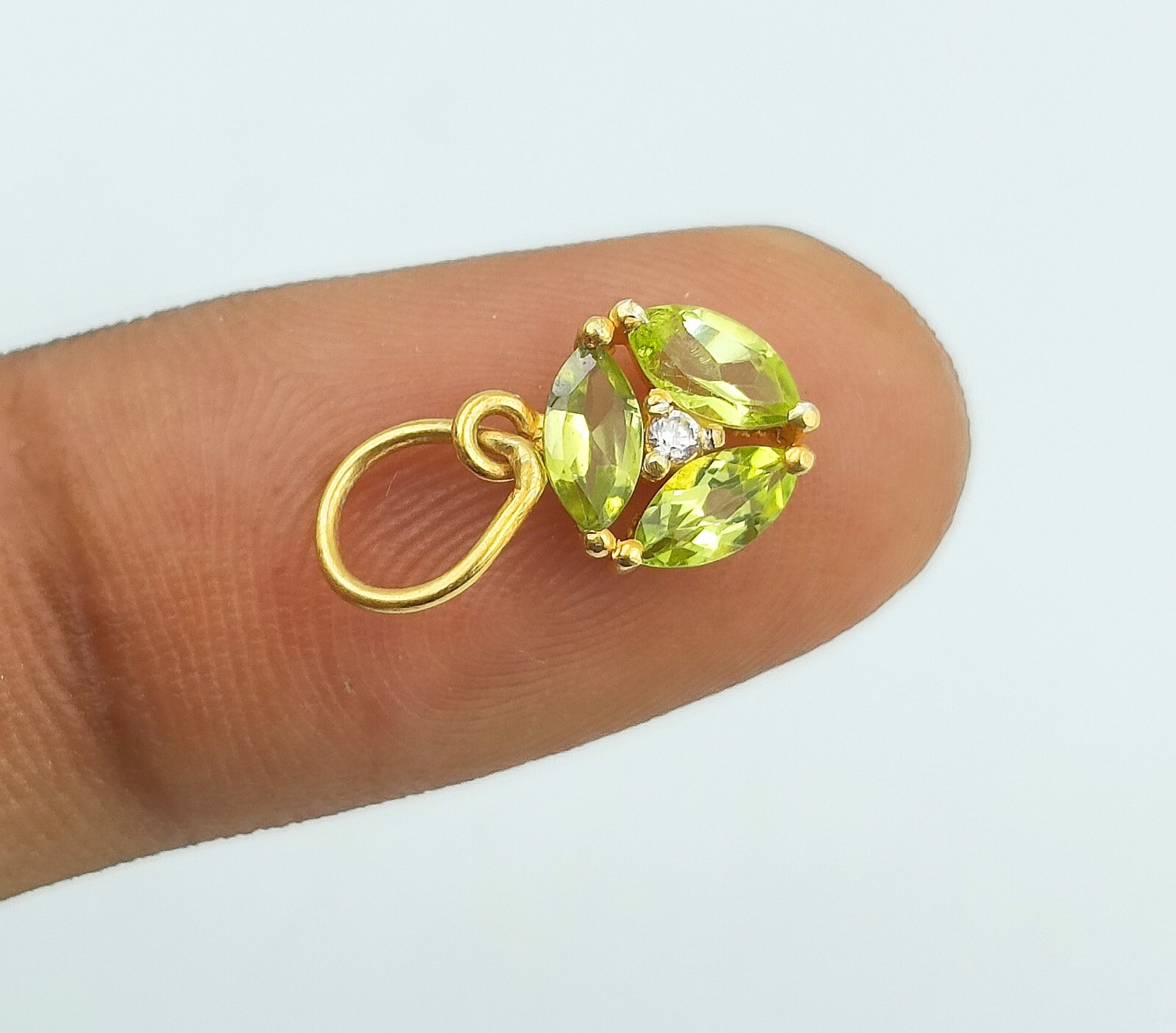 Natural Peridot Charms Pendant 18k Gold Handmade Pendant, Gold Pendant