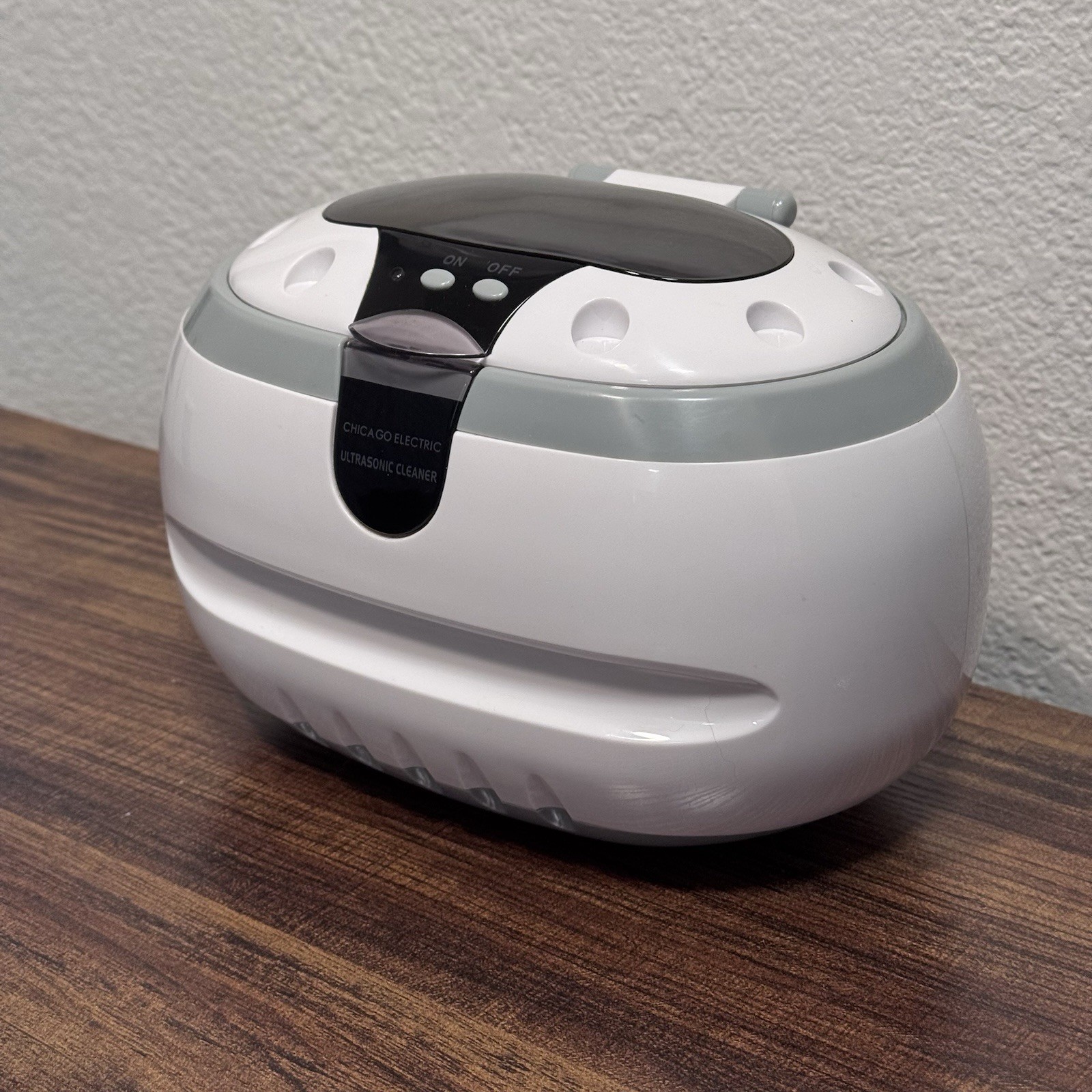 Chicago Electric 3305 Ultrasonic Jewelry & Eyeglass Cleaner Professional Machine