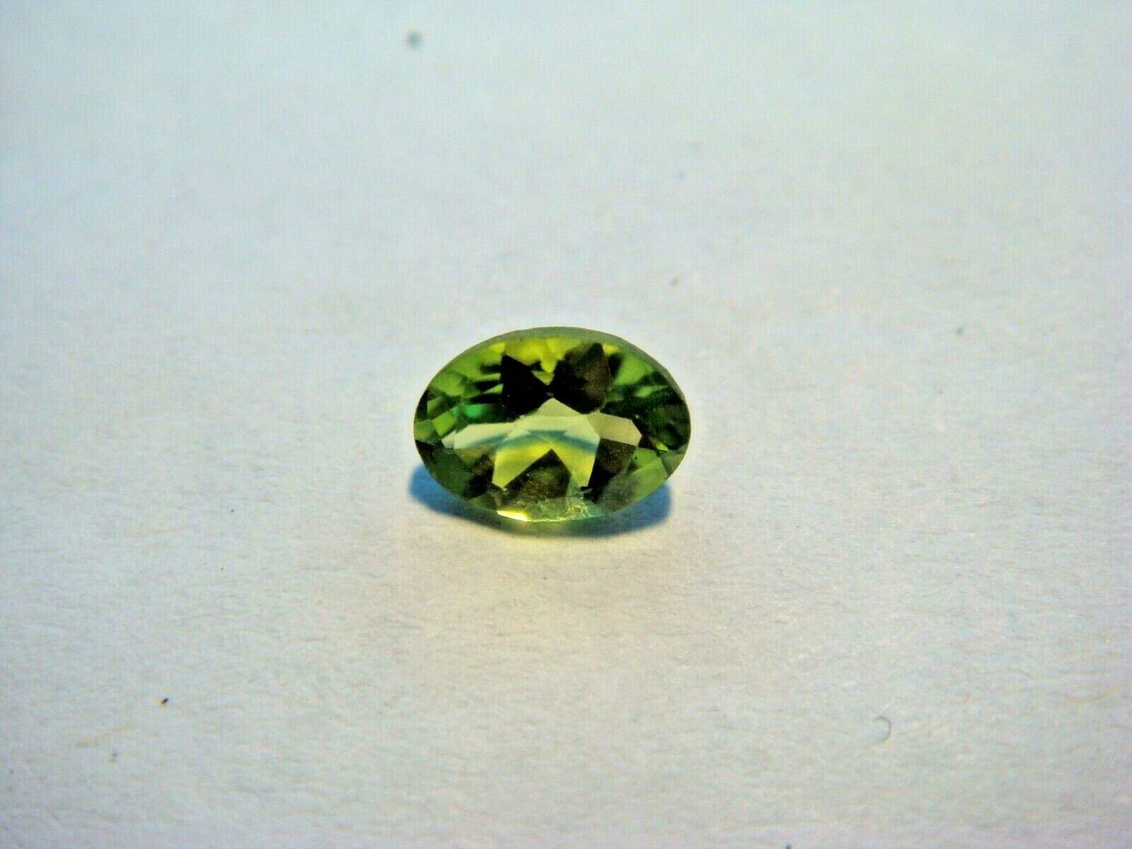 Peridot Oval Cut Gemstone 7 mm x 5 mm 1 Carat Natural Gem