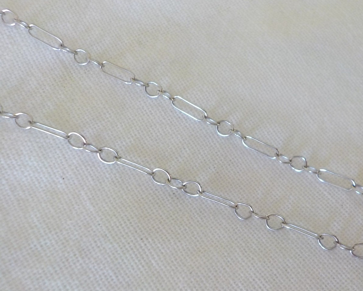 Dazzling 14K White Gold Iolite Diamond Necklace – 4.63 gms, 18 in, 1.60 ctw