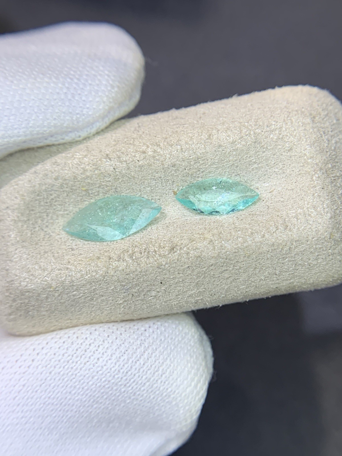 0.82Ct 2pcs Pariaba tourmaline