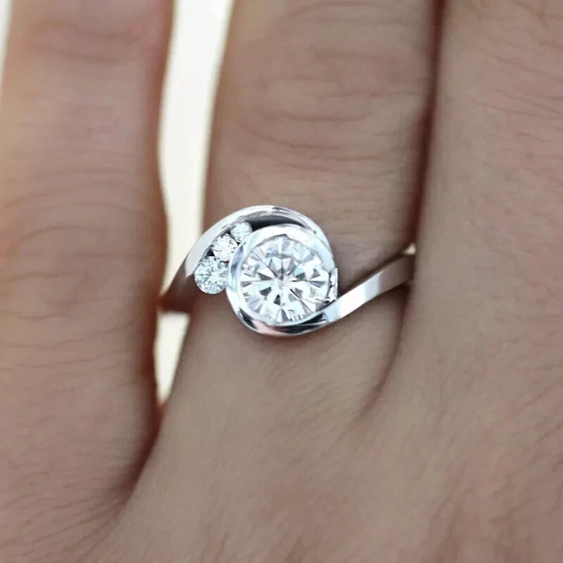2Ct Round Cut Lab-Created Diamond Women’s Engagement Ring 14K White Gold Plated