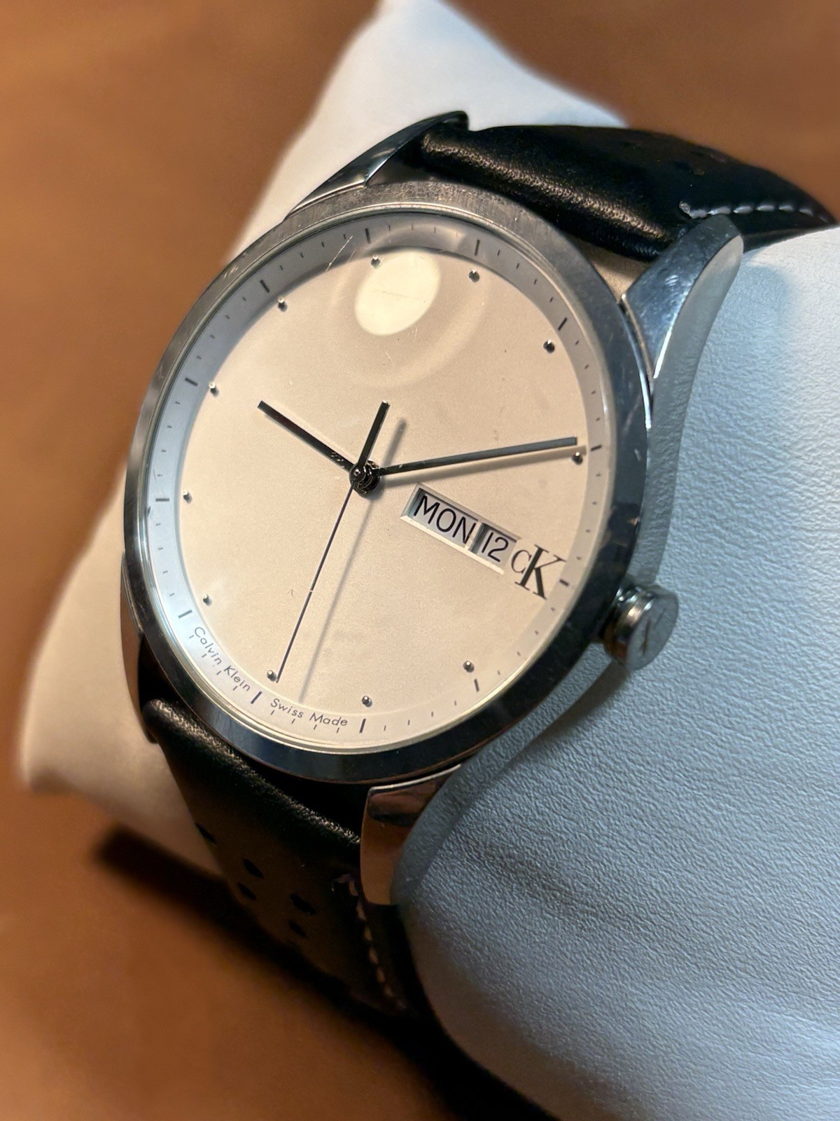 Calvin Klein Swiss Made Men’s Watch Stainless K2211 Day/Date,LeatherCitizen Band