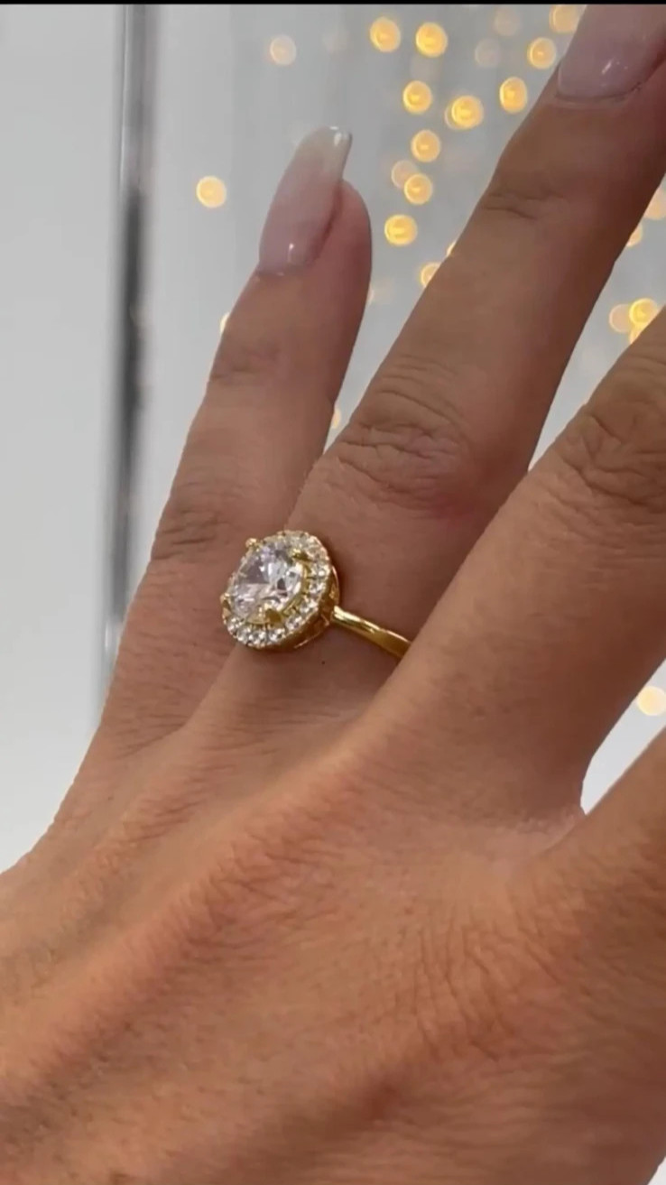 1.50Ct Round Cut EF-VS1 Lab Grown Diamond Halo Engagement Ring 14k Yellow Gold
