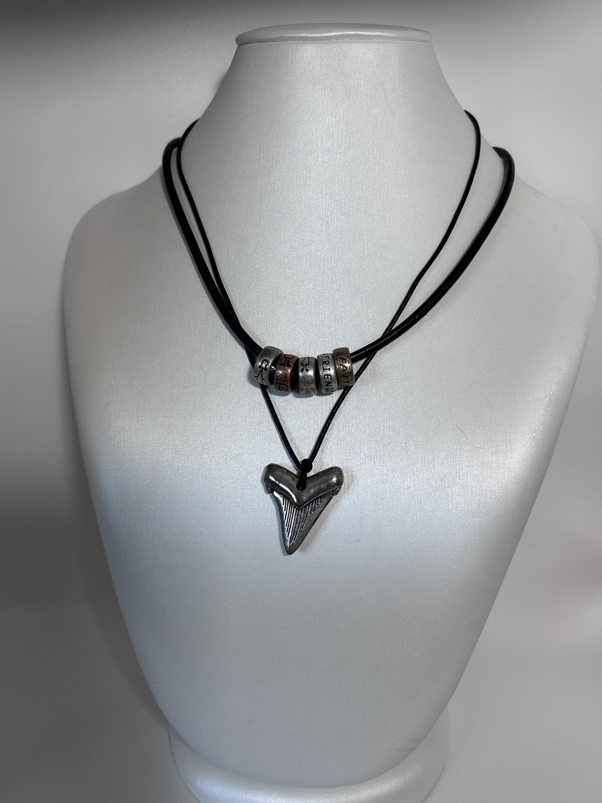 Premier Designs Necklace Black Cord Layered Shark Tooth Pendant Choker 18 In