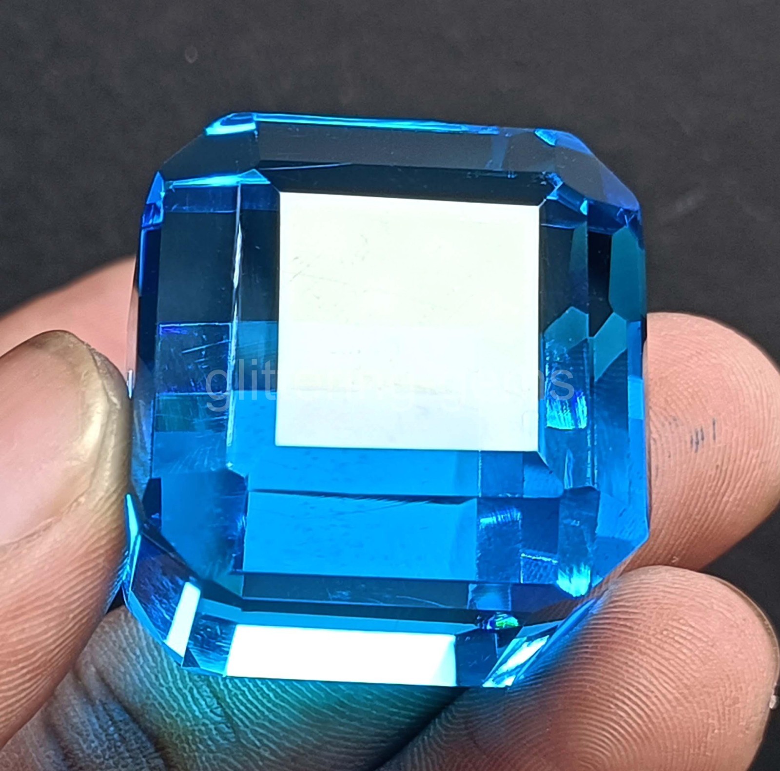 Natural 241.5 Ct Sri Lanka Blue Sapphire Cube Cut | IGL Certified Loose Gem 5JOR