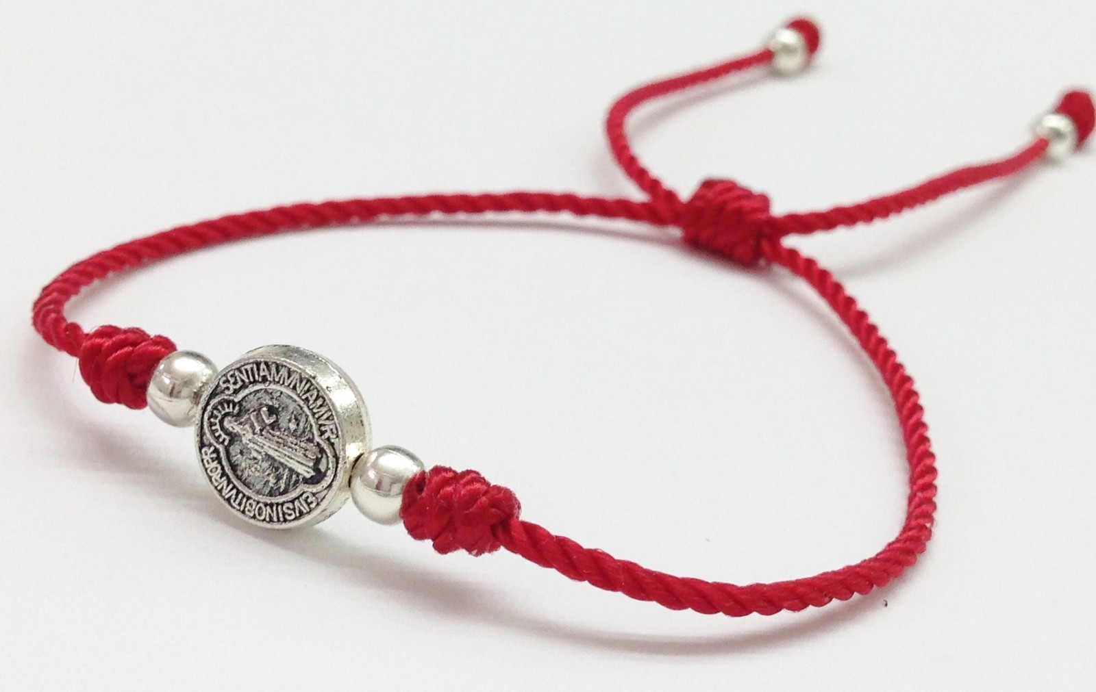 red bracelet evil eye protection negative energies bad vibes or sorceries