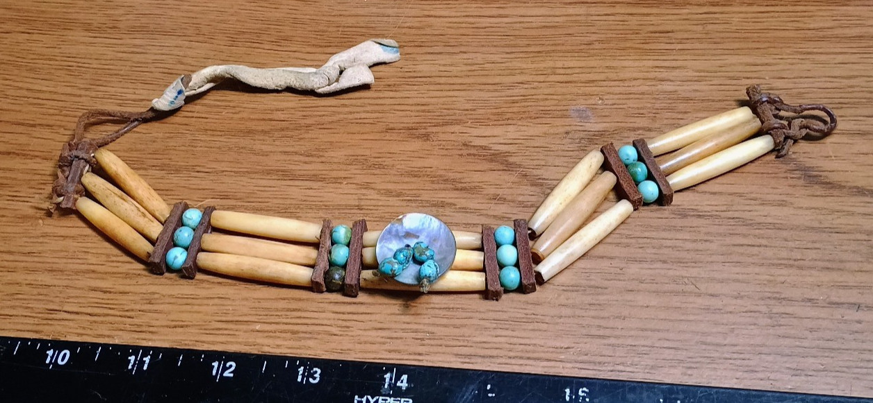 Vintage N.A.Turquoise Shell Boar Bone Leather Neck Choker