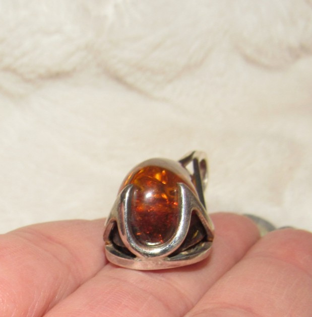 Sterling Silver Pendant Amber America