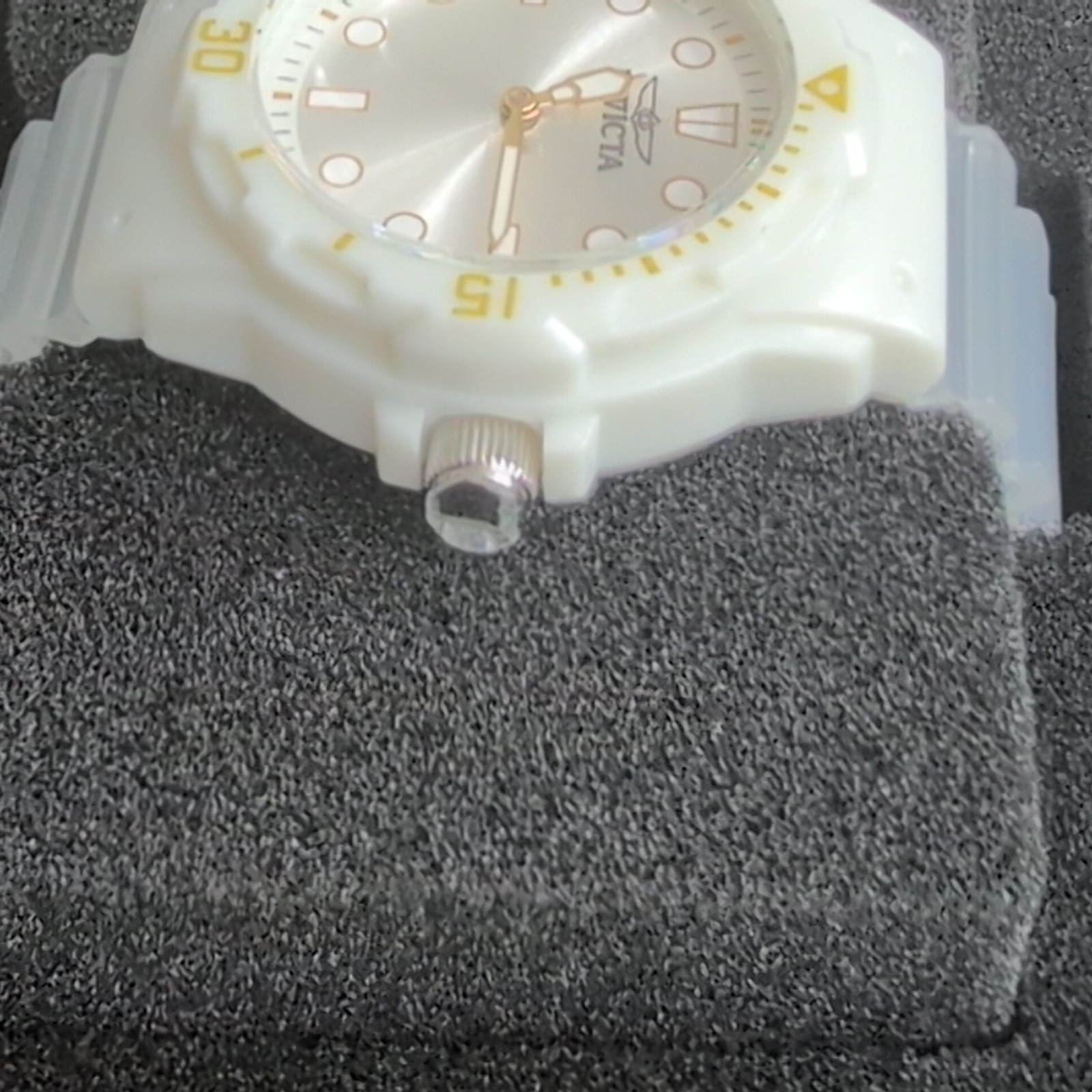 New! Invicta Celestial Cloud Women’s 35mm Watch Transparent White 49204