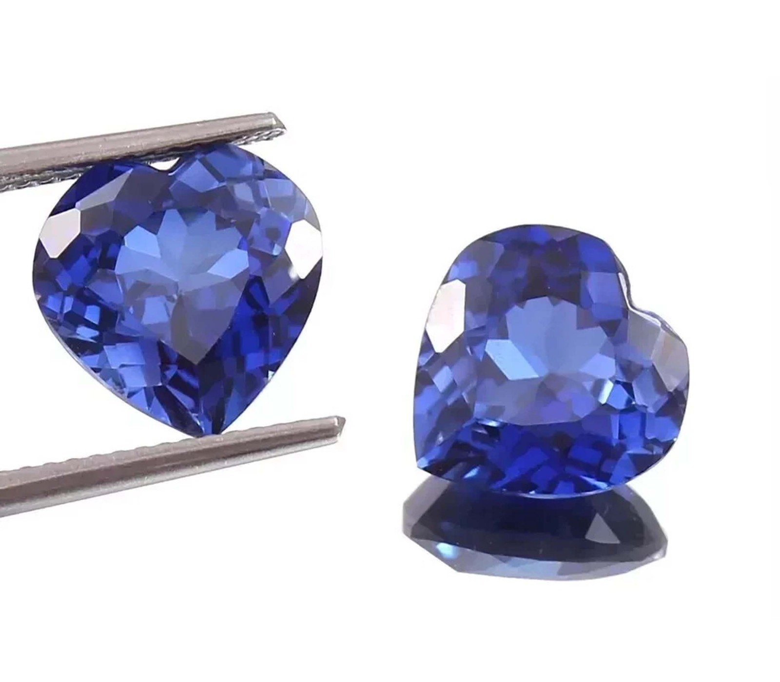 15.00 Carat Natural Blue Sapphire Heart pair IGL Certified Loose Gemstone D26