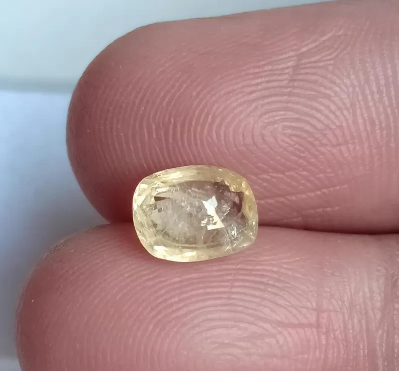 Sri Lanka Yellow Color Sapphire Natural Gemstone for Statement Jewelry 1.83 Ct
