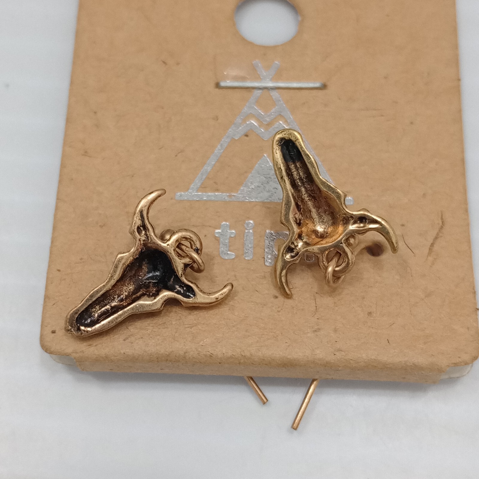 Tipi Western Bull Skull Earrings Gold Tone Dangle Boutique Style Pierced